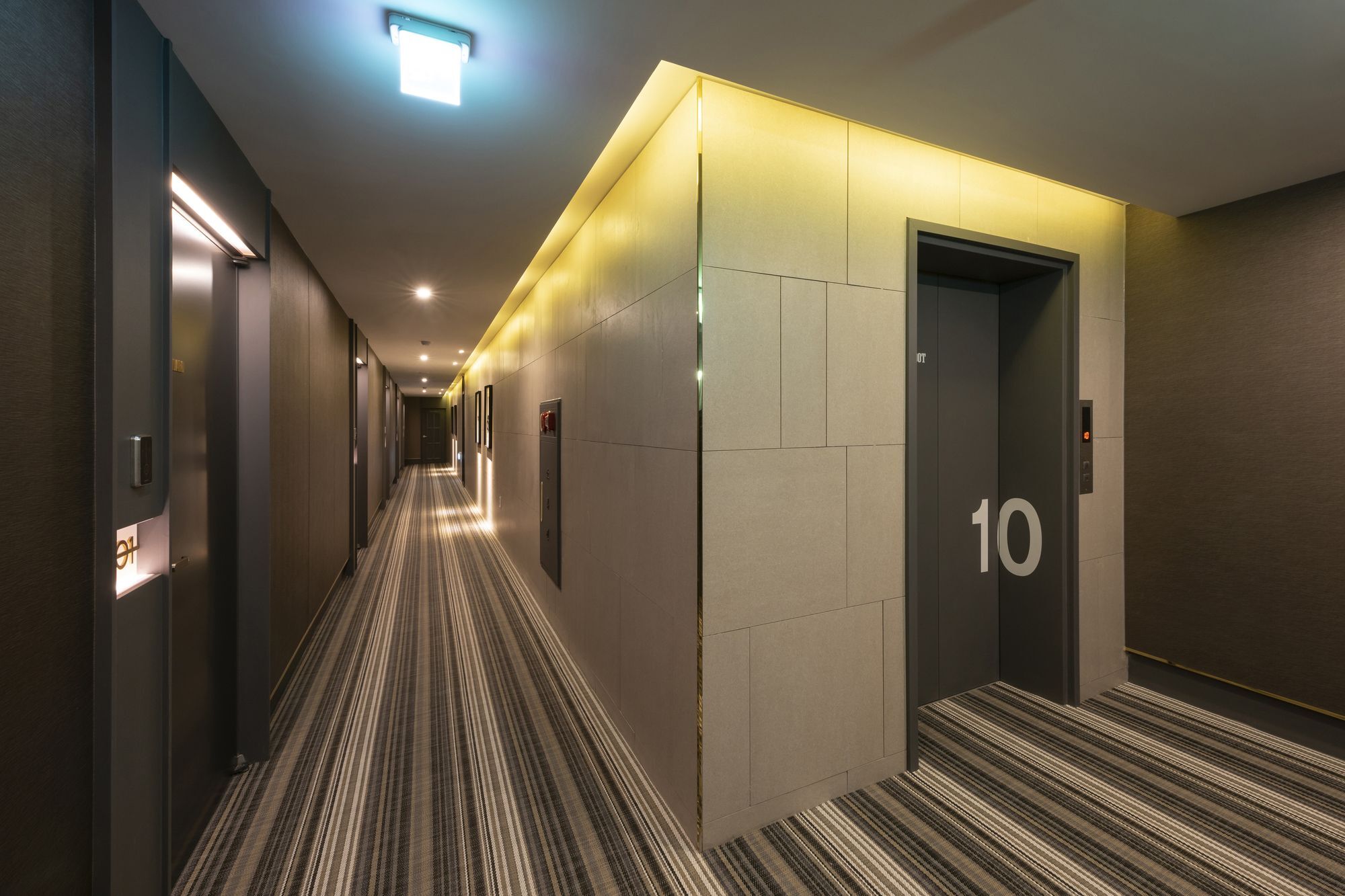 Brown-Dot Hotel Gupo Busan Exterior photo